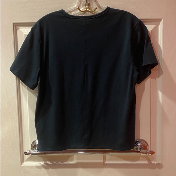 Athleta Evergreen Short Sleeve Cropped Tee Size SP - Picture 3 of 4